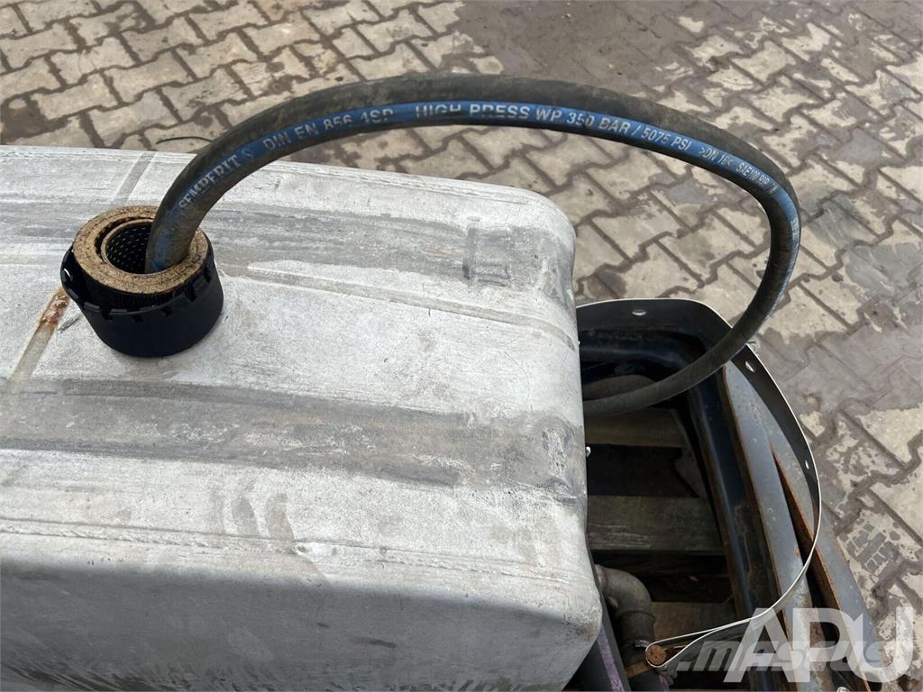 spare part - hydraulics - hydraulic tank Hydraulik