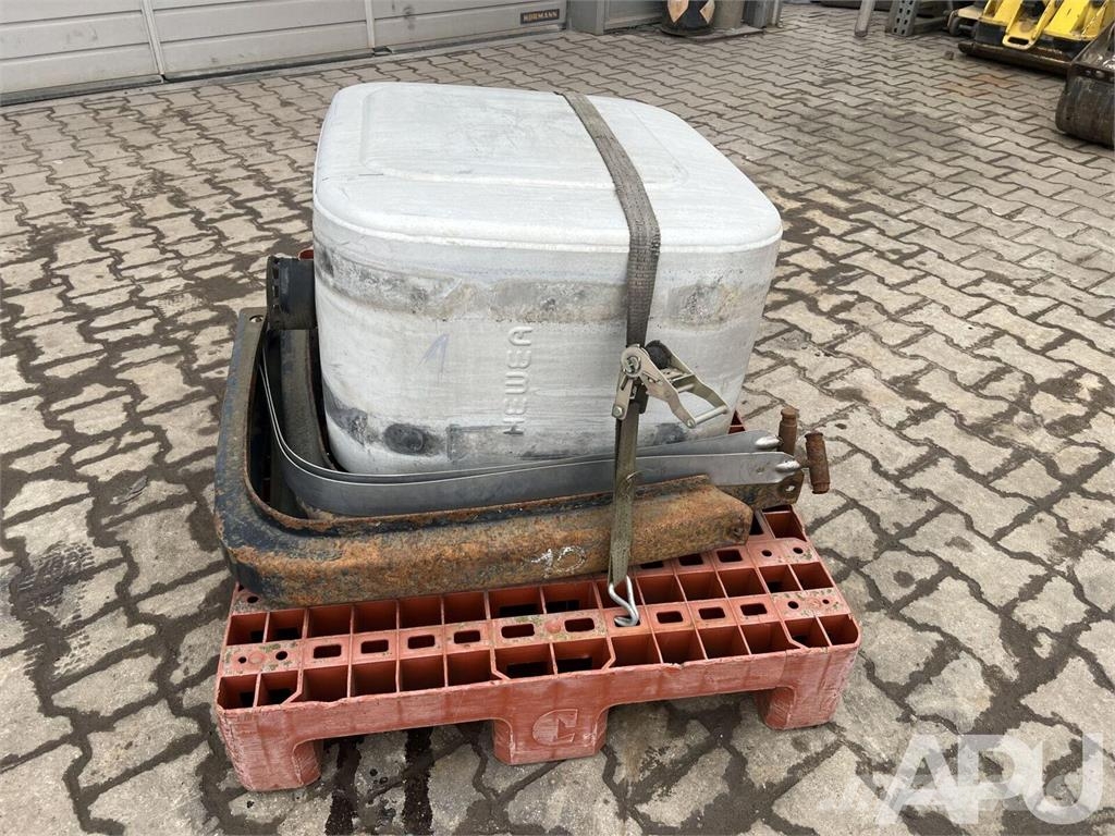 spare part - hydraulics - hydraulic tank Hydraulik