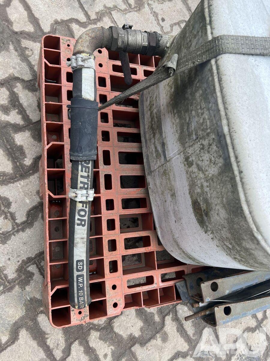 spare part - hydraulics - hydraulic tank Hydraulik