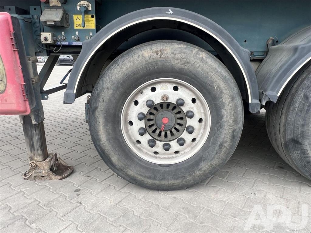 Stas NV S300 CX Tippsemi