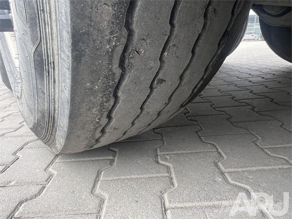 Stas NV S300 CX Tippsemi