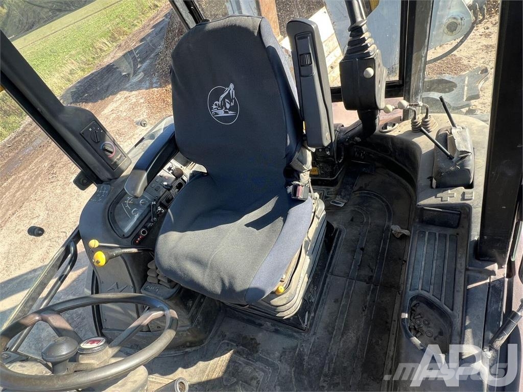 Terex 980 ELITE Backhoe loaders