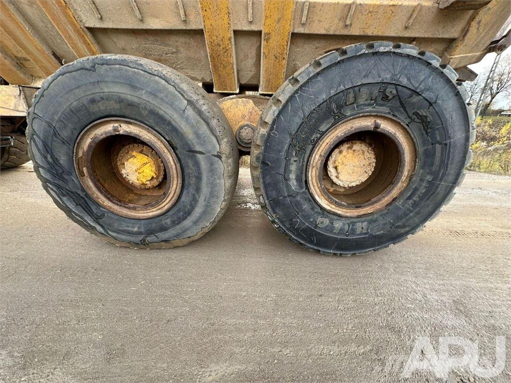 Volvo BM A25 Zglobni demperji