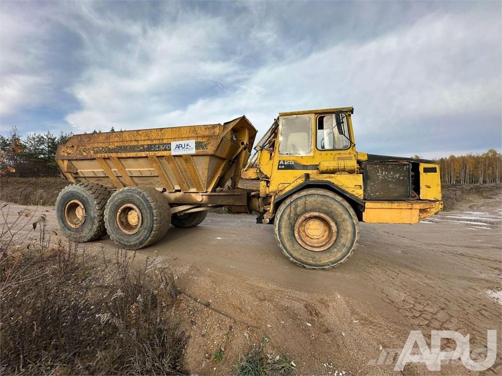 Volvo BM A25 Zglobni demperji