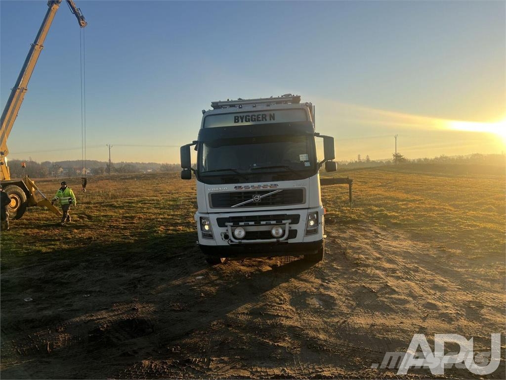 Volvo FM12 Camiones de cama baja