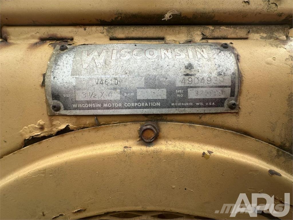 WISCONSIN ENGINE V461D Skrobaki