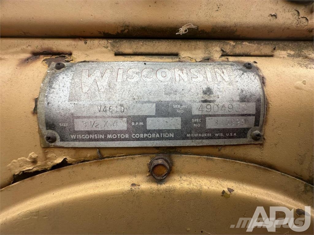 WISCONSIN ENGINE V461D Skrobaki
