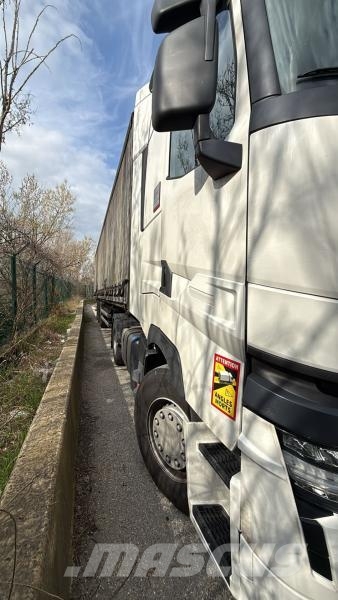 Renault T-High وحدات الجر