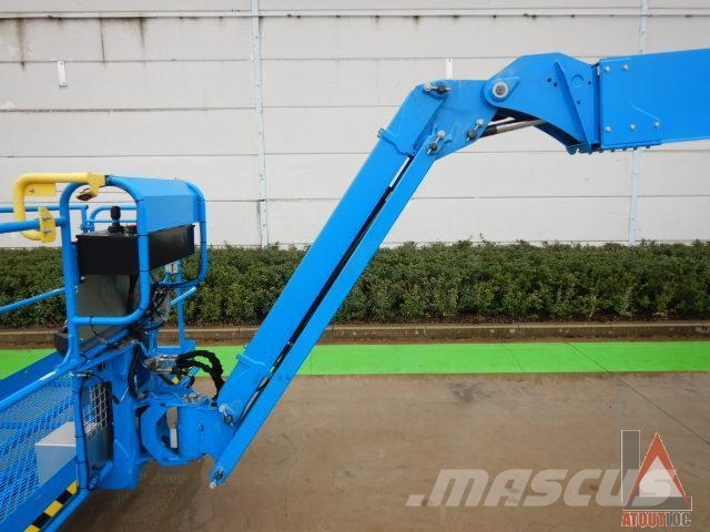 Genie S60J Plataformas con brazo de elevación manual