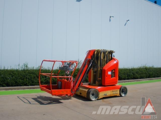 JLG TOUCAN 12E + Elevadores braços articulados