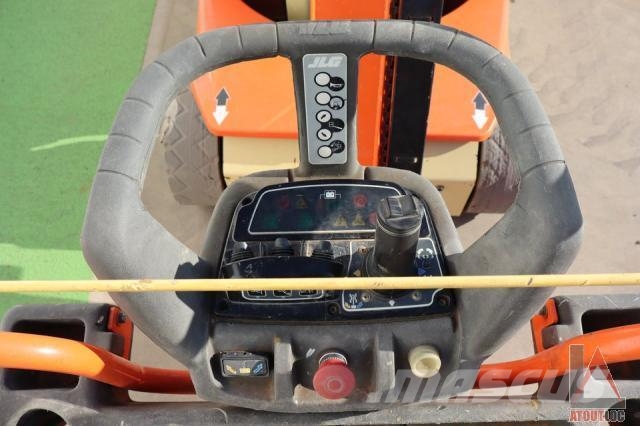 JLG TOUCAN 12E + Knikarmhoogwerkers