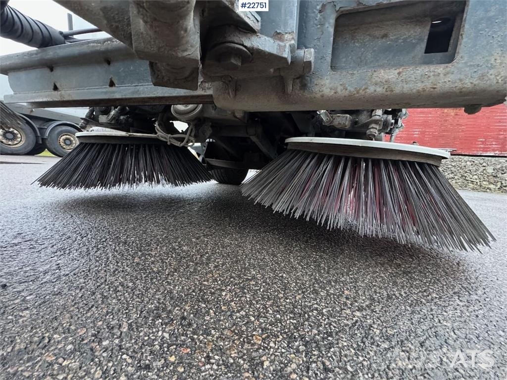 Aebi MFH2500 sweeper Camión de barrendero
