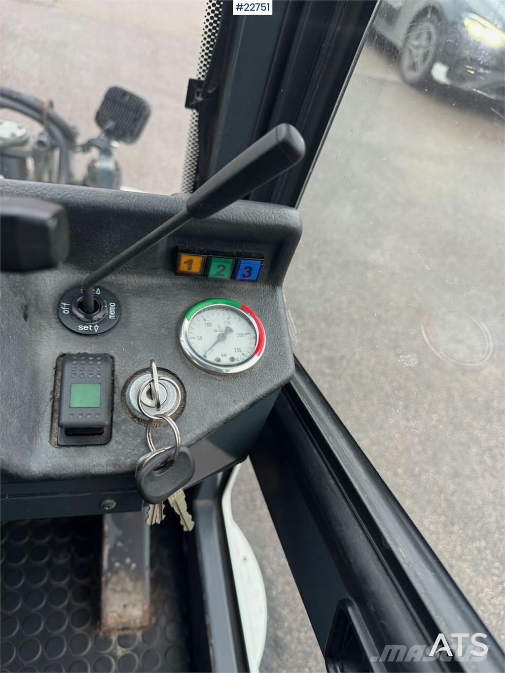 Aebi MFH2500 sweeper Camión de barrendero