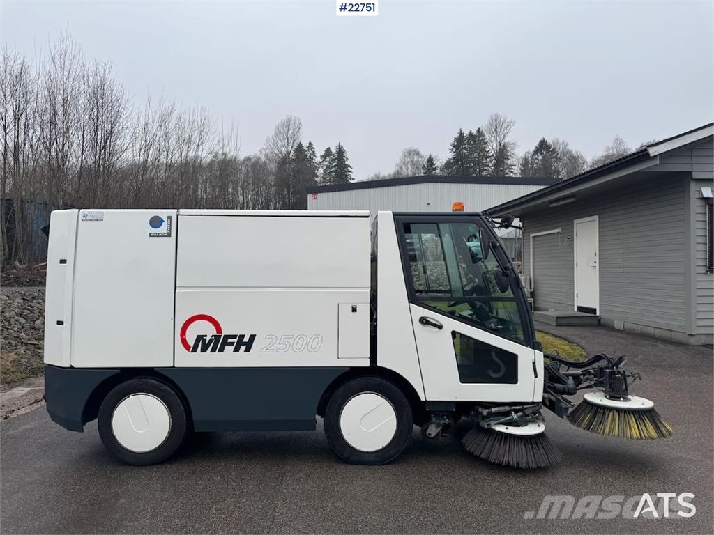 Aebi MFH2500 sweeper Camión de barrendero