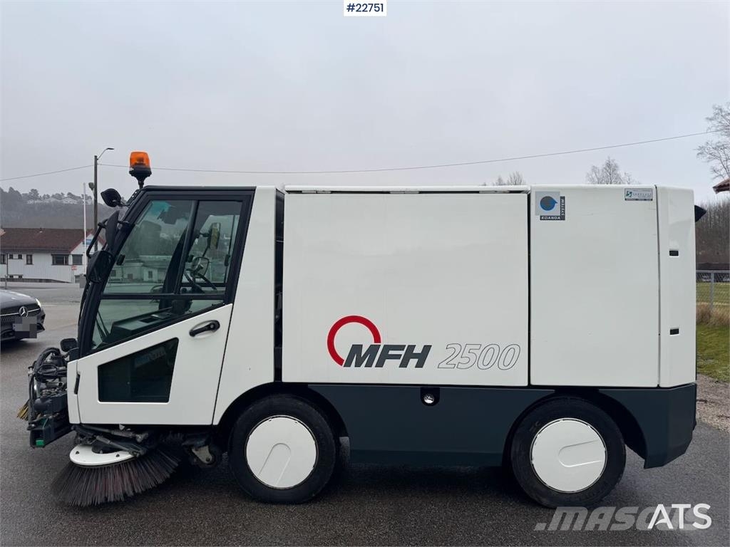 Aebi MFH2500 sweeper Camión de barrendero