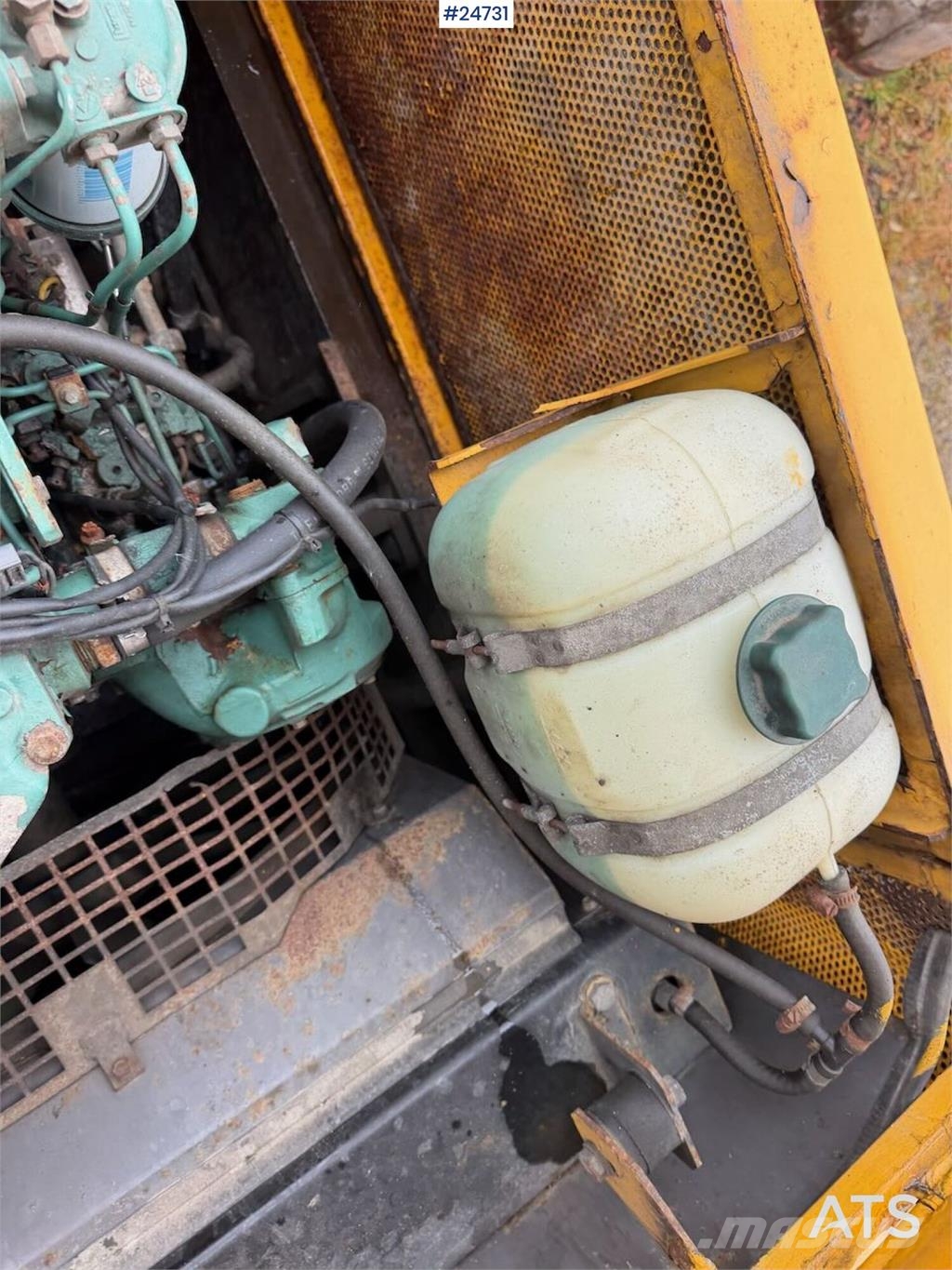 Åkerman EW130 wheel digger w/ a bucket. WATCH VIDEO Gravemaskiner på hjul