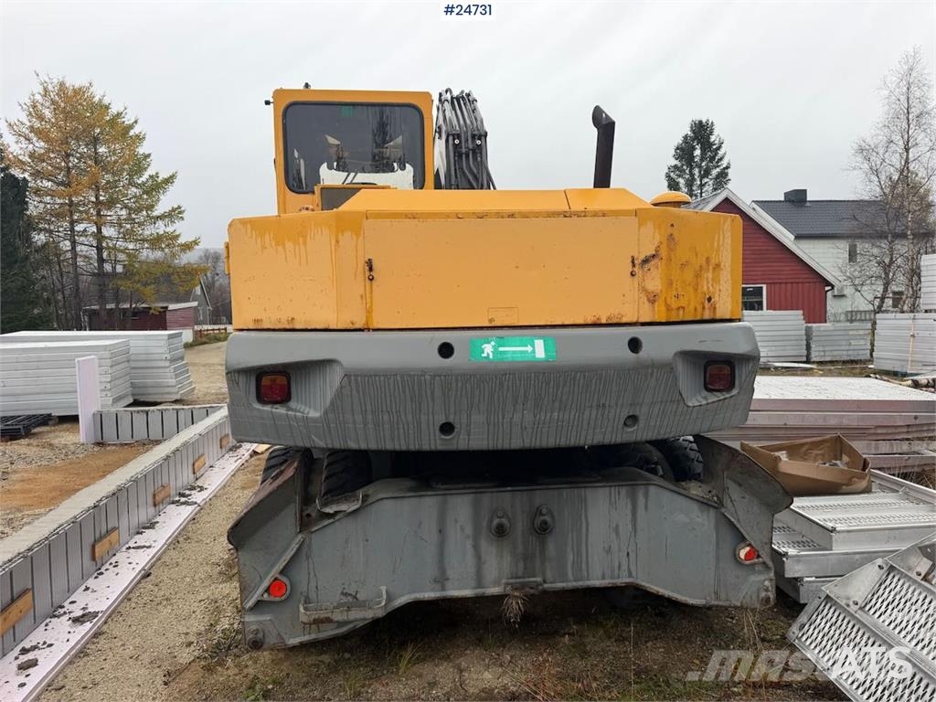 Åkerman EW130 wheel digger w/ a bucket. WATCH VIDEO Gravemaskiner på hjul
