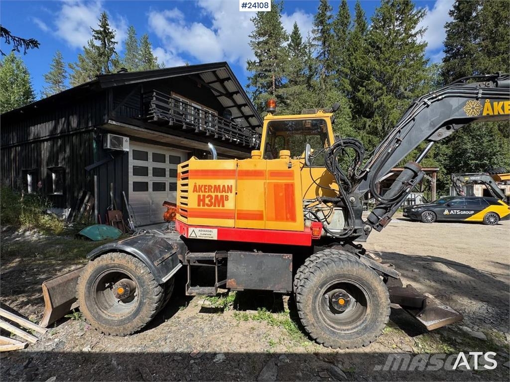 Åkerman H3M Wheeled Excavator – Tiltrotator and Bucket Excavadoras de ruedas
