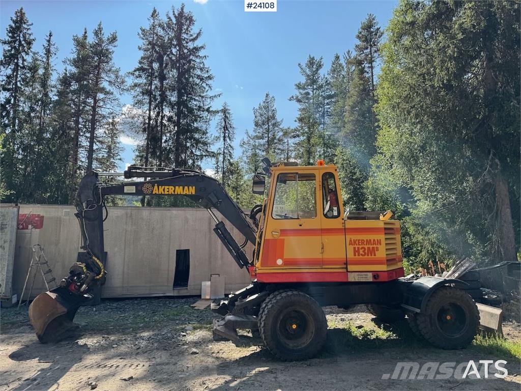 Åkerman H3M Wheeled Excavator – Tiltrotator and Bucket Excavadoras de ruedas