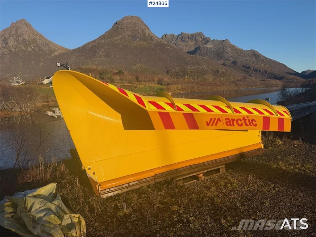  Arctic AM3700HMD plow محاريث