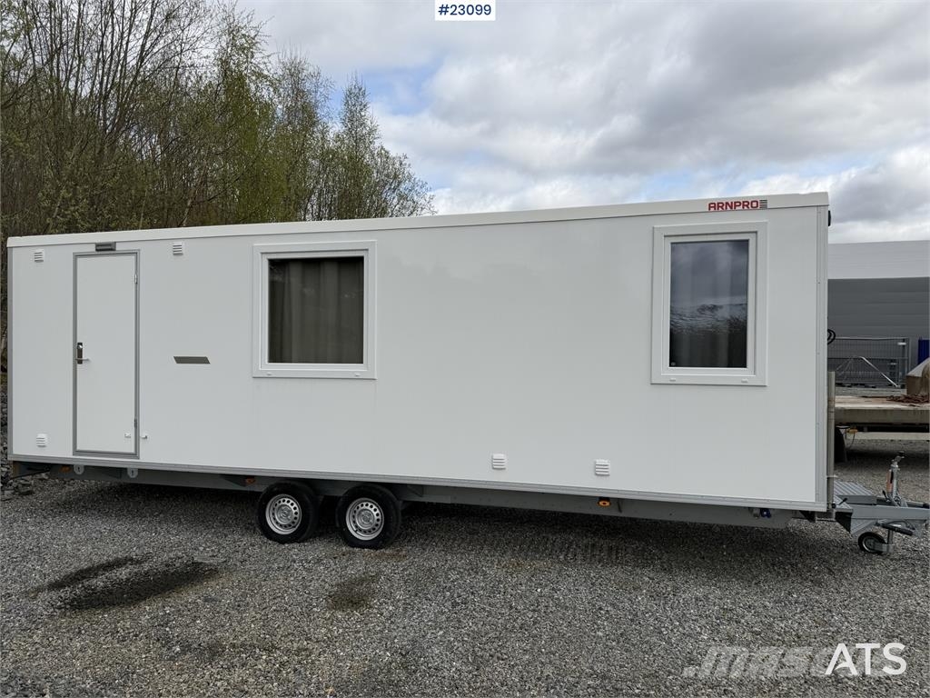 Arnpro crew trailer with 2 bedrooms - Very good co Настаняване на обекта