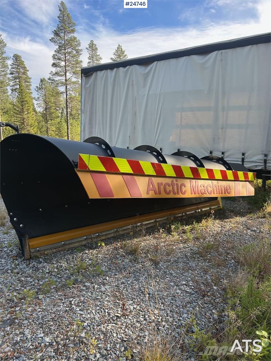  Artic Machine AM4000 HP Diagonal snow plough Ploger