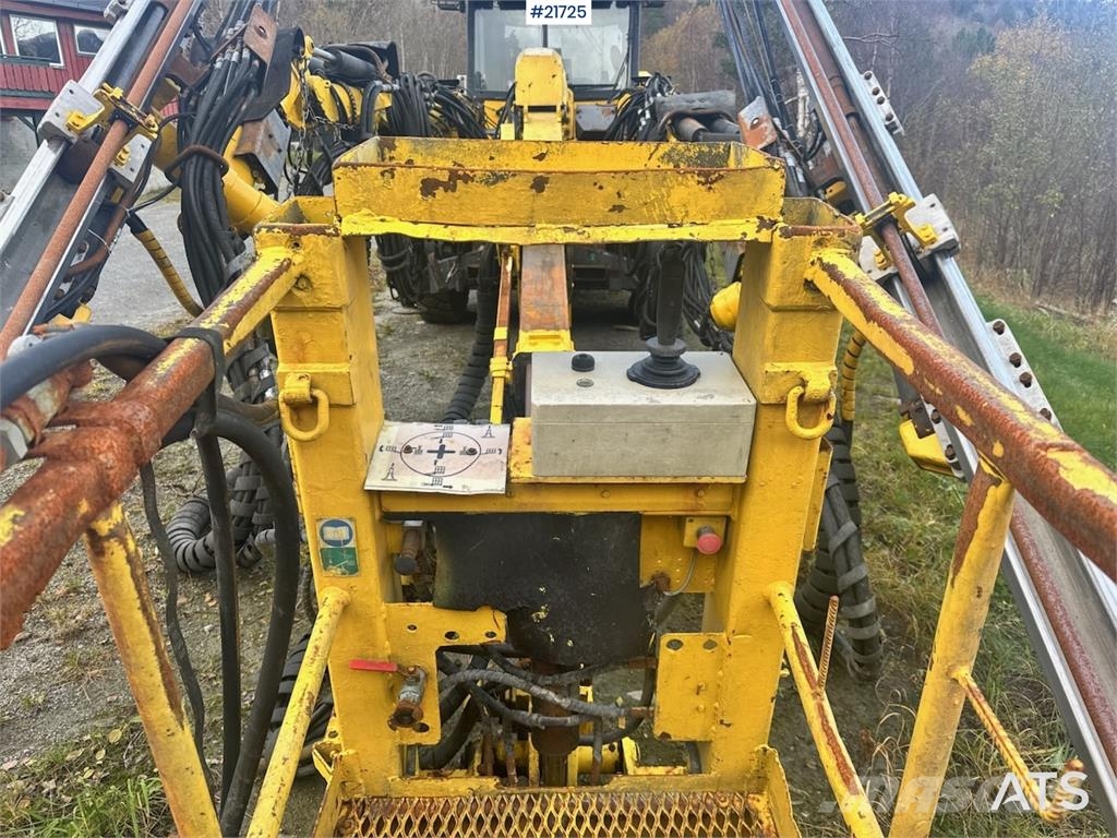Atlas Copco Boomer MC2 tunnel drilling rig. Εξοπλισμός οριζόντιων διατρήσεων