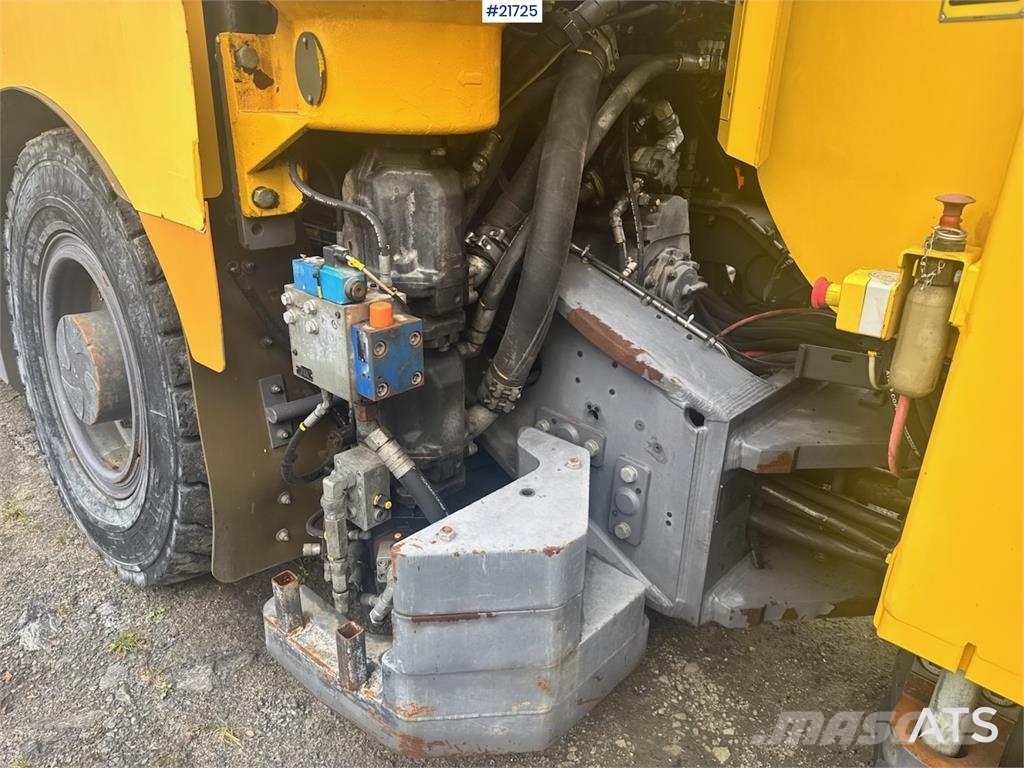Atlas Copco Boomer MC2 tunnel drilling rig. Εξοπλισμός οριζόντιων διατρήσεων