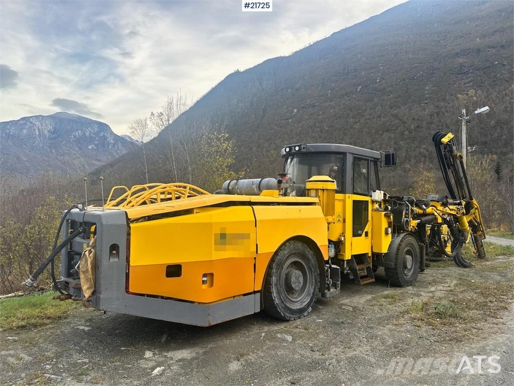 Atlas Copco Boomer MC2 tunnel drilling rig. Εξοπλισμός οριζόντιων διατρήσεων