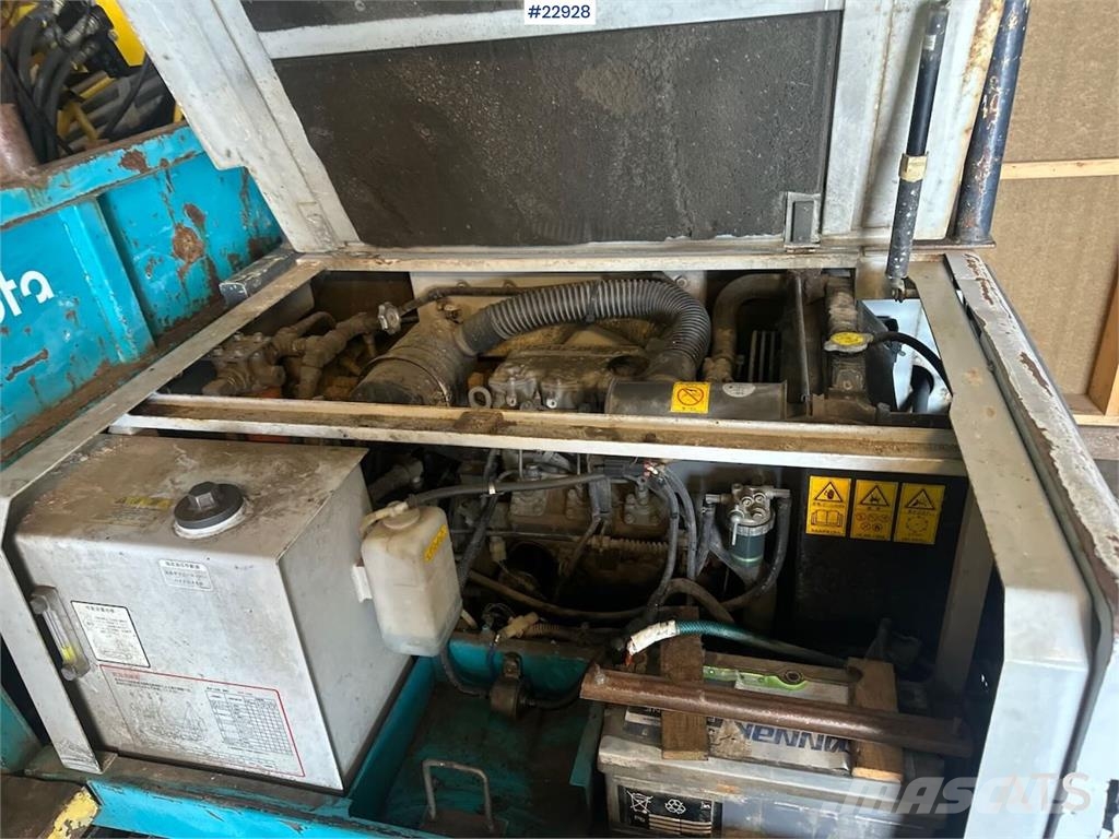 Atlas Copco Diamec 232 diamond drilling rig w/ 2002 Kubota RG3 Oberflächenbohrgeräte