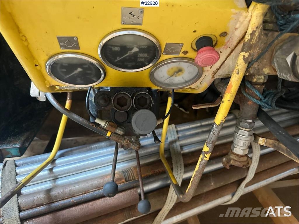 Atlas Copco Diamec 232 diamond drilling rig w/ 2002 Kubota RG3 Oberflächenbohrgeräte