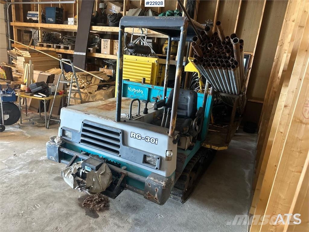 Atlas Copco Diamec 232 diamond drilling rig w/ 2002 Kubota RG3 Oberflächenbohrgeräte