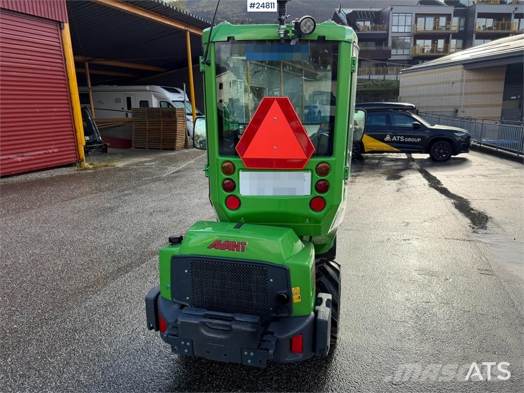 Avant M520 Wheel loader with pallet forks, bucket, snow Фронтальні навантажувачі
