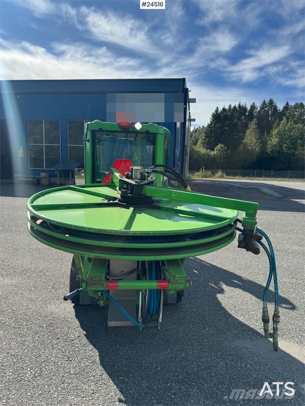 Avant M630 - 6 meter spylebom 滑移轉向裝載機