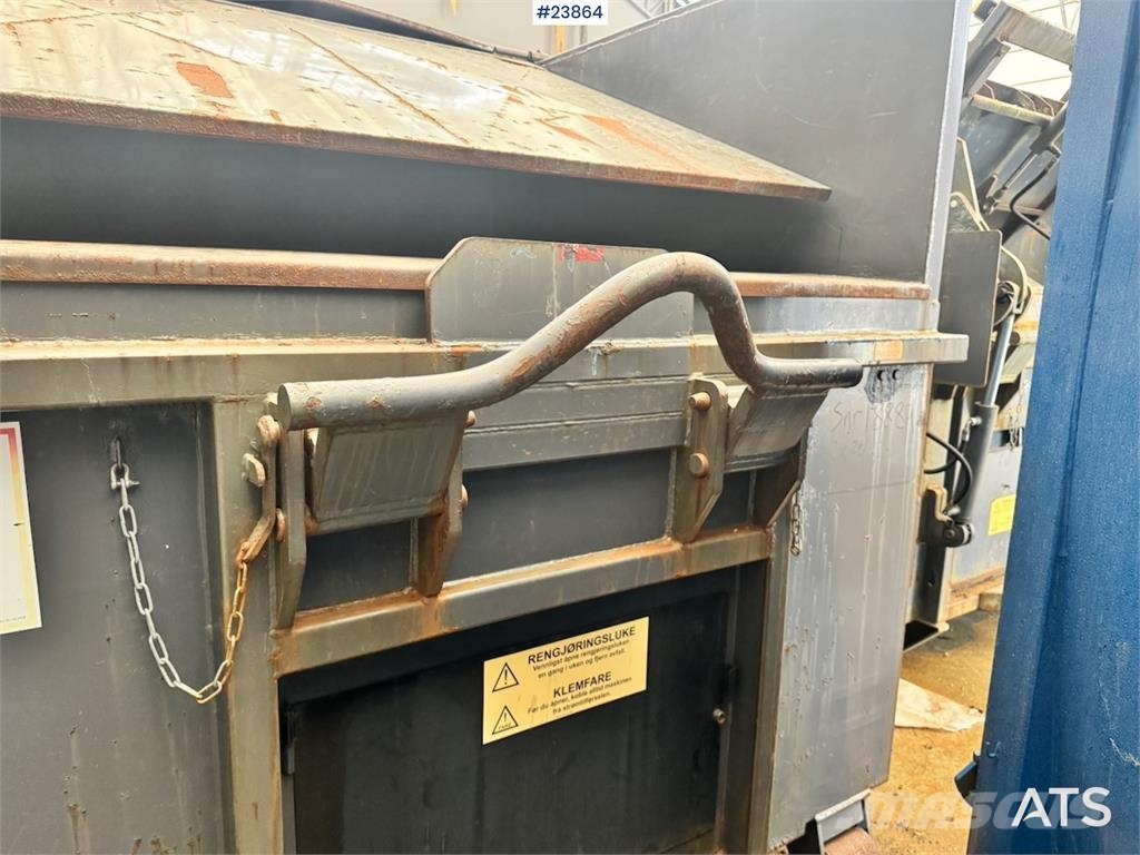 Avermann AVOS MPC20 compactor محزمات صناعية