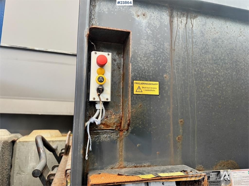 Avermann AVOS MPC20 compactor محزمات صناعية