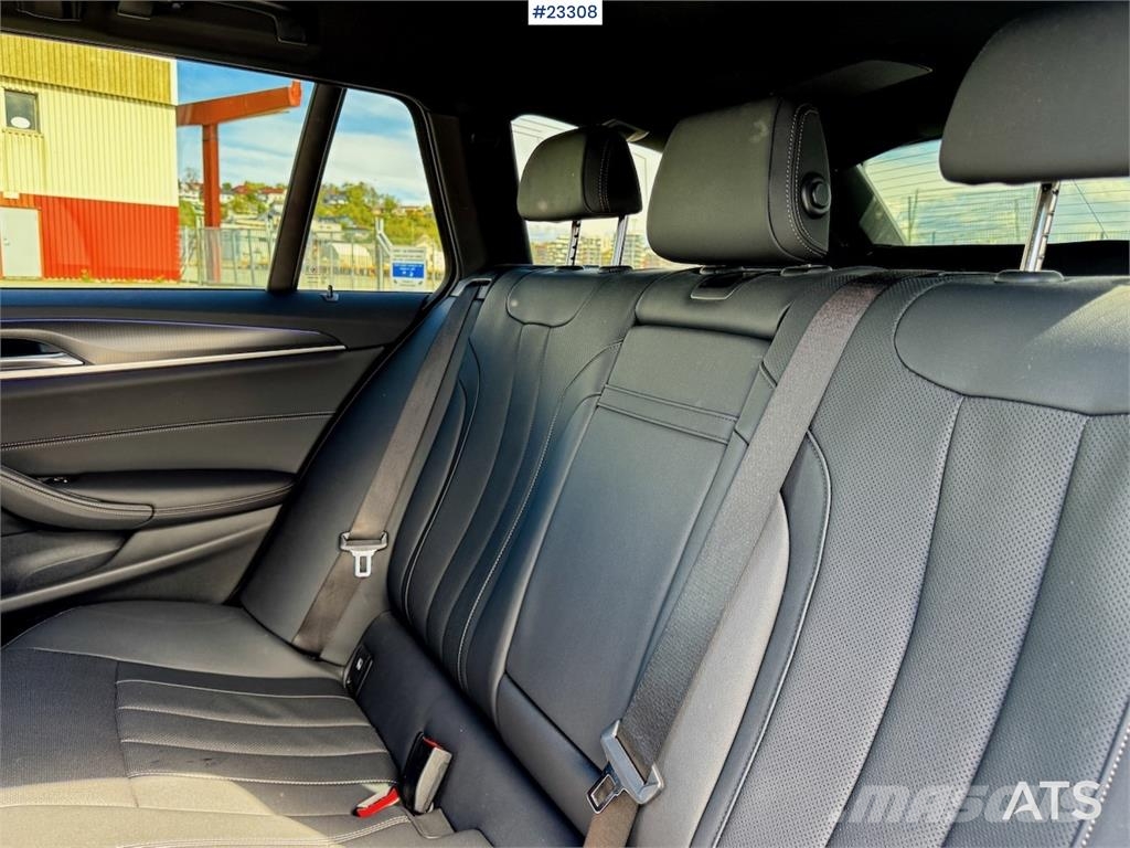 BMW 520d xDrive - M Sport - H&K - Krok Carros