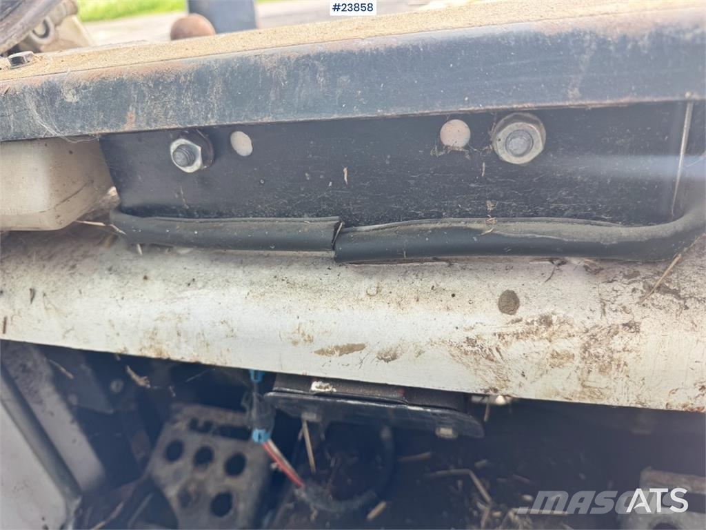 Bobcat 763 Skid-Steer Loader with Bucket, Grapple and Pal Φορτωτάκια
