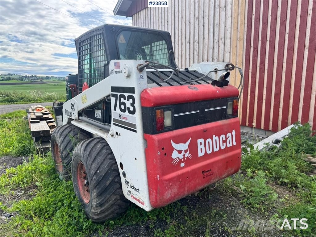 Bobcat 763 Skid-Steer Loader with Bucket, Grapple and Pal Φορτωτάκια