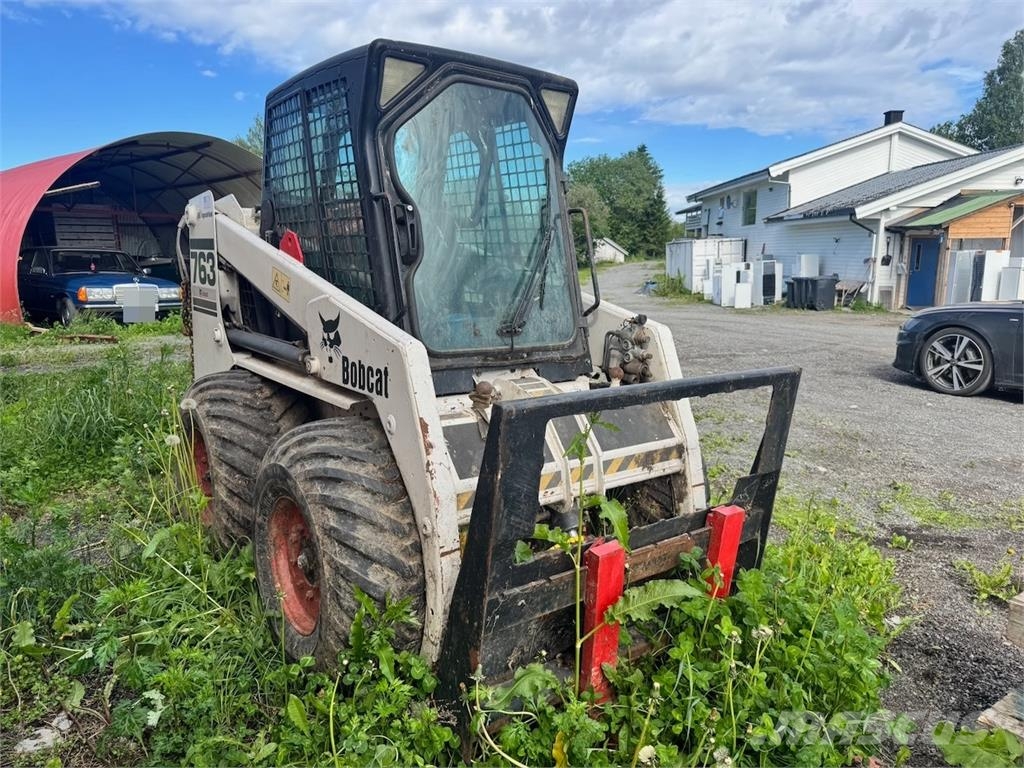 Bobcat 763 Skid-Steer Loader with Bucket, Grapple and Pal Φορτωτάκια