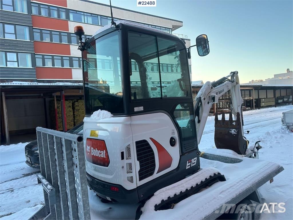 Bobcat E19 mini excavator w/ trailer, digging bucket, san Mini excavators < 7t (Mini diggers)