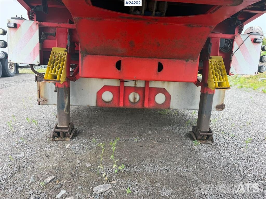 Bodex 4 axle machine trailer w/ hydraulic drive bridges  لوادر منخفضة
