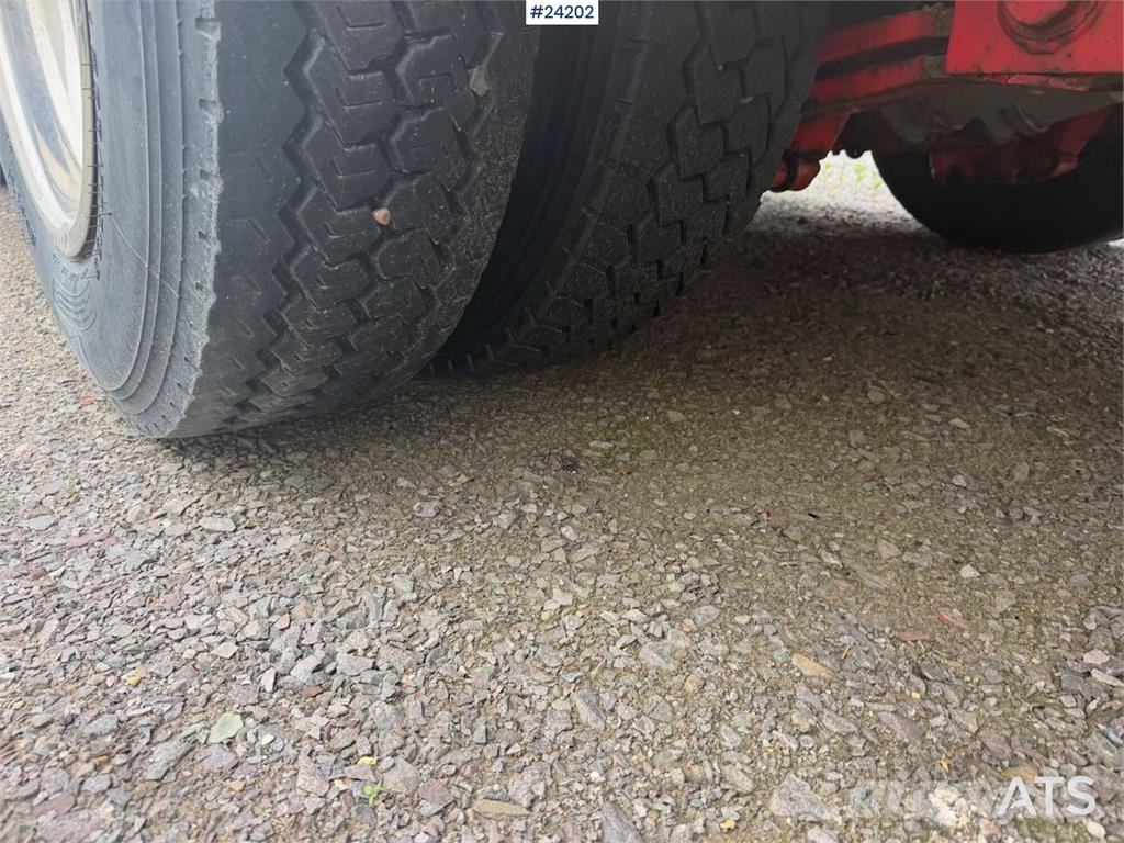 Bodex 4 axle machine trailer w/ hydraulic drive bridges  لوادر منخفضة