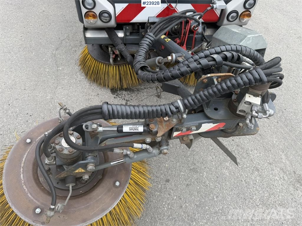 Boschung s3 street sweeper Camión de barrendero