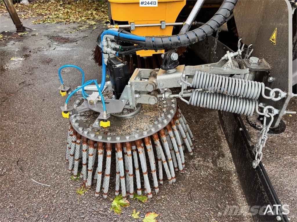 Broddson Scandia Sweeper – only approx. 40 hours! 道路清扫车