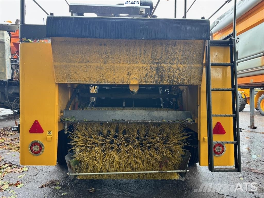Broddson Scandia Sweeper – only approx. 40 hours! 道路清扫车