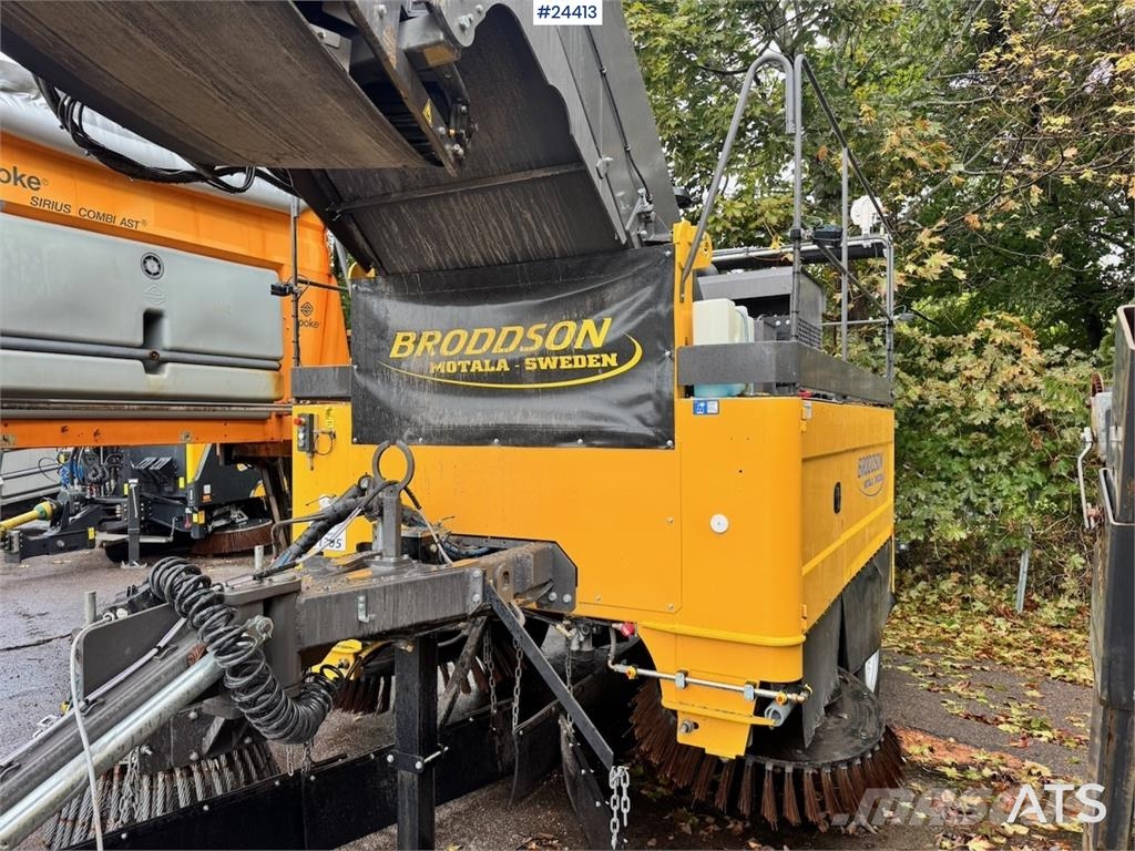 Broddson Scandia Sweeper – only approx. 40 hours! 道路清扫车