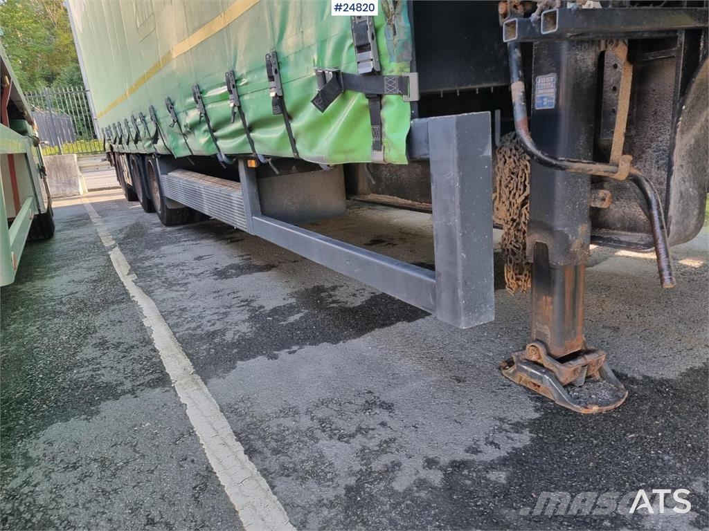 Broshuis 3 axle jumbo curtainsider trailer with doors Rimorchi centinati