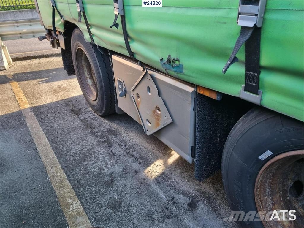 Broshuis 3 axle jumbo curtainsider trailer with doors Rimorchi centinati