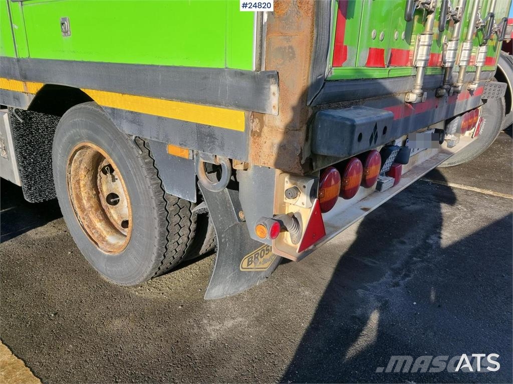 Broshuis 3 axle jumbo curtainsider trailer with doors Rimorchi centinati